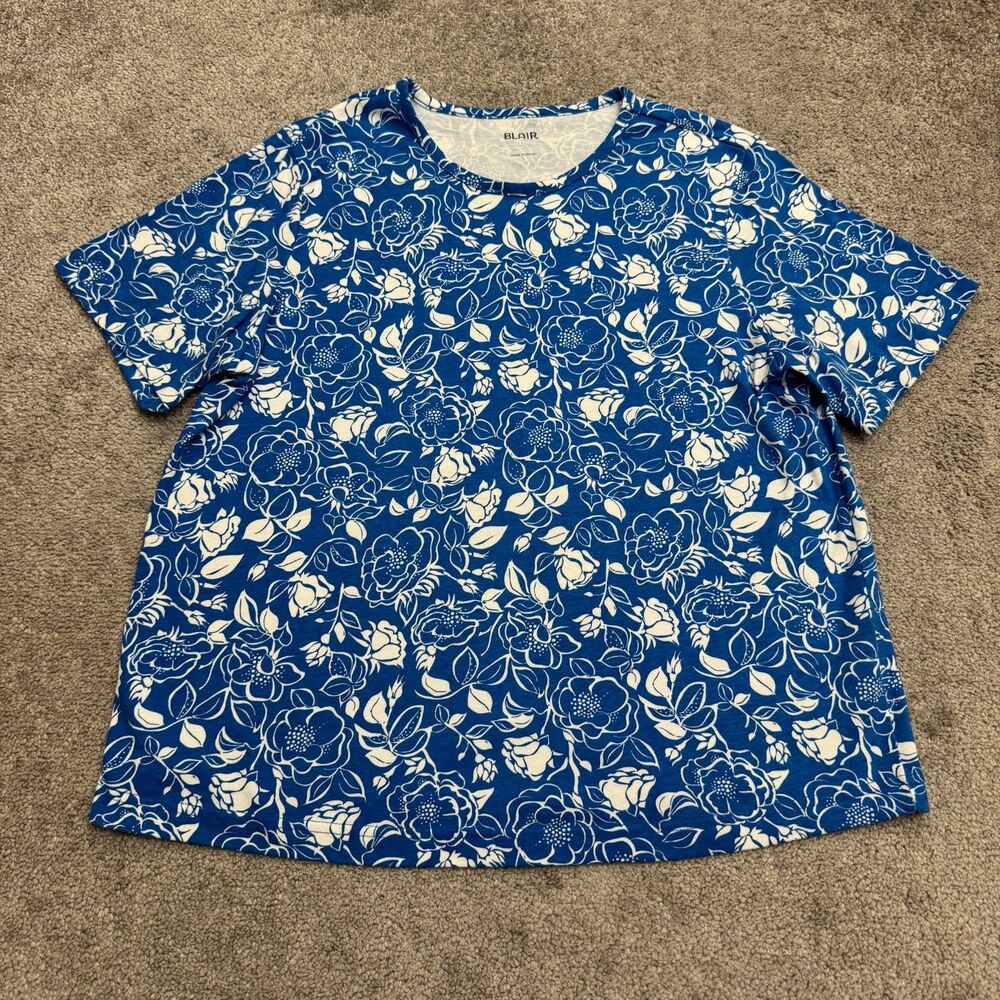 Blair Floral All Over Print T-Shirt Womens Large Blue White Short Sleeve Tee